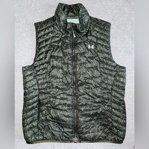 Under Armor Green Camo Quilted Jacket with Light Blue Lining